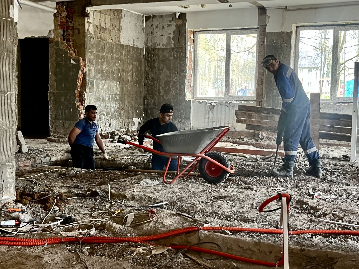 наро-фоминск, наро-фоминский городской округ, ремонт школы, космонавт Виталий Лебедев, скоро в школу,