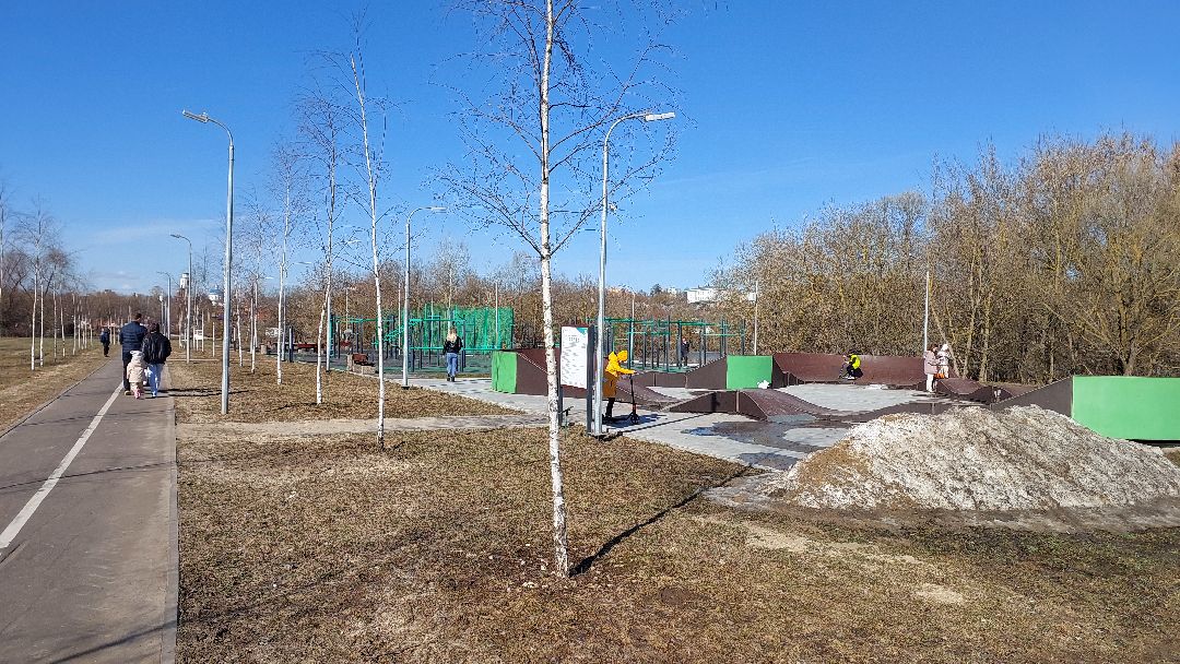 выходные в подмосковье, река, парк, перемены