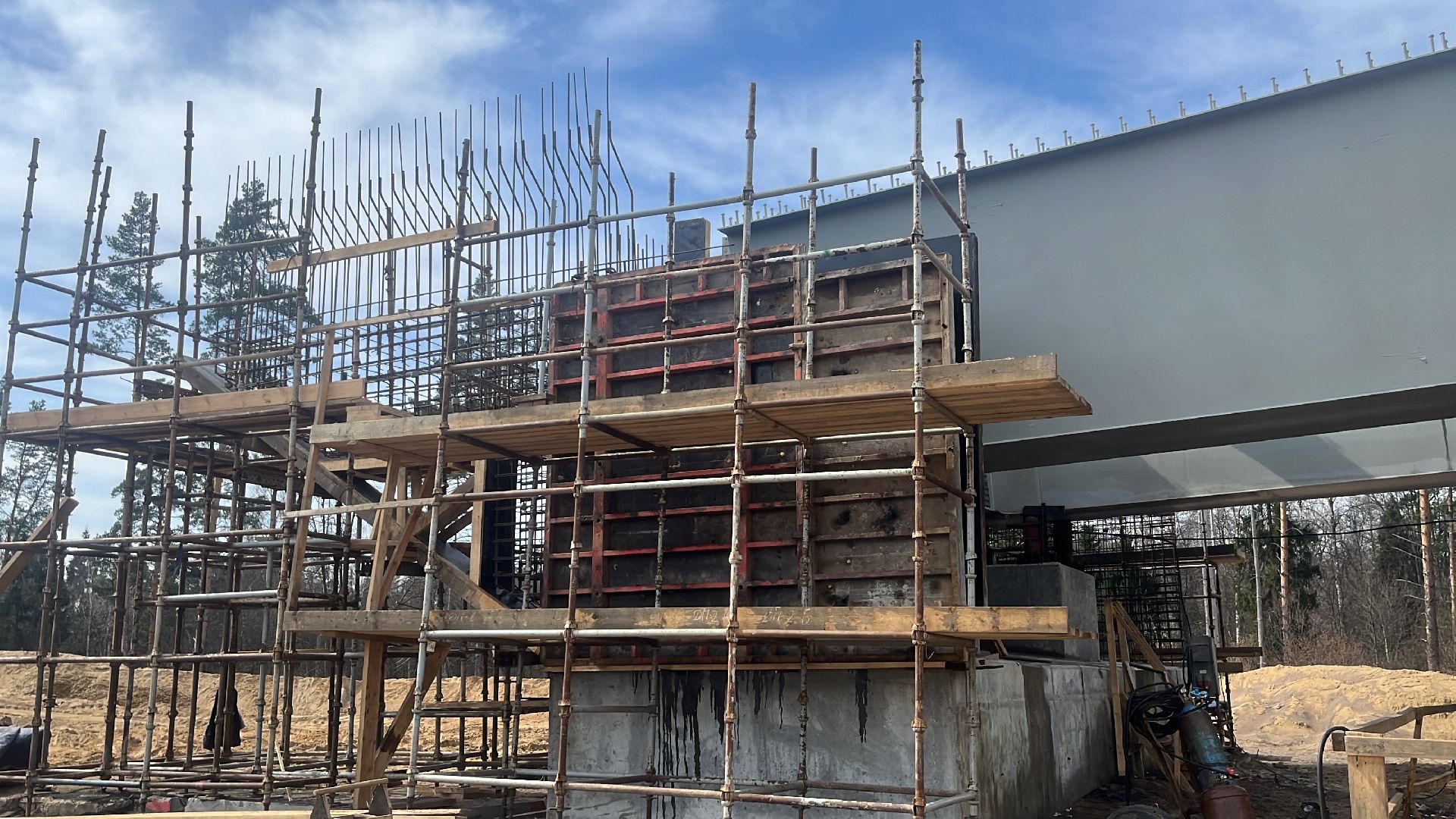 строительство дорог, юла, стройка,