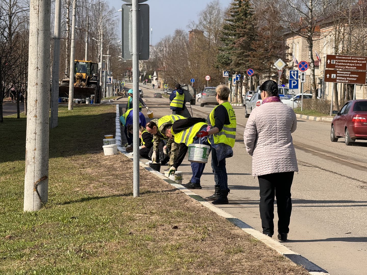 покраска, коммунальная служба, шаховская, бордюр,