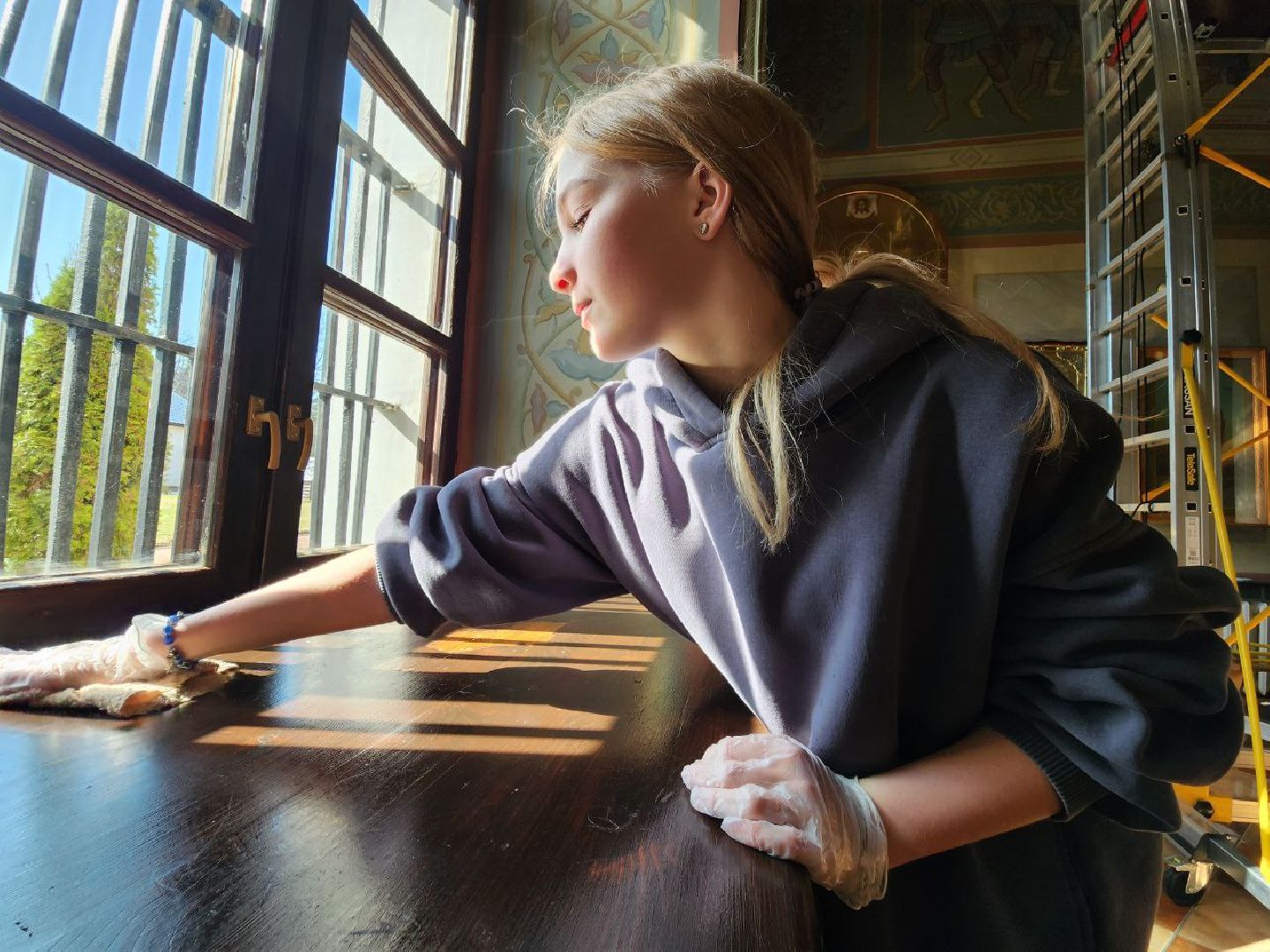 можайск, можайский городской округ, подмосковье, субботник, волонтеры, уборка территории, храм, месяц чистоты и благоустройства,