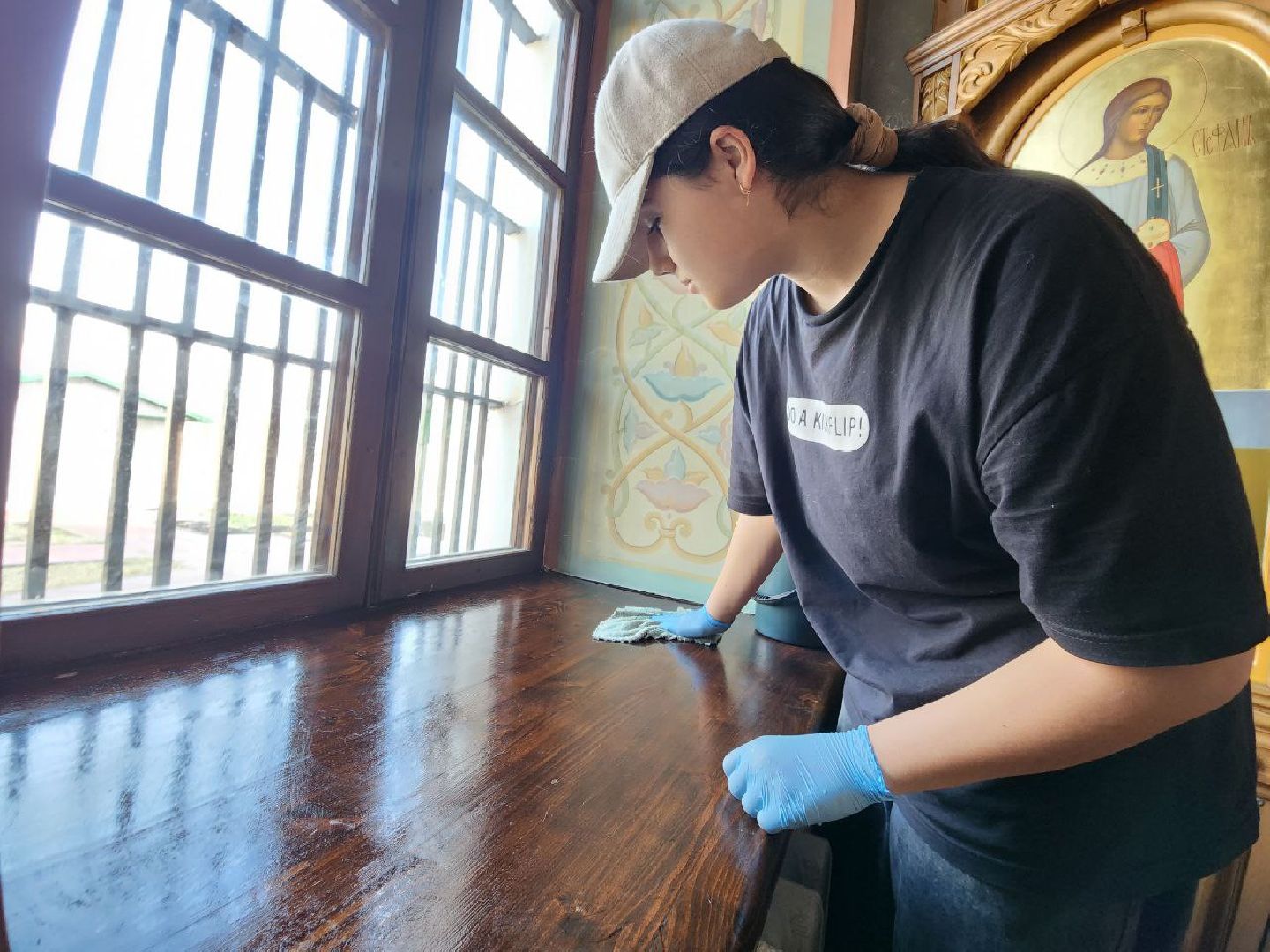 можайск, можайский городской округ, подмосковье, субботник, волонтеры, уборка территории, храм, месяц чистоты и благоустройства,