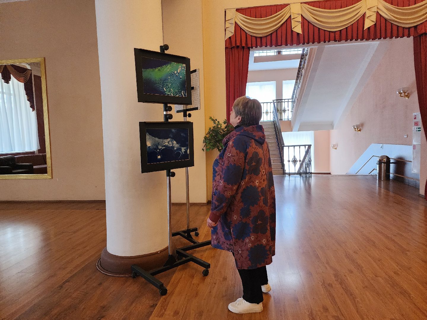 пушкино, фотовыставка, космос, день космонавтики,