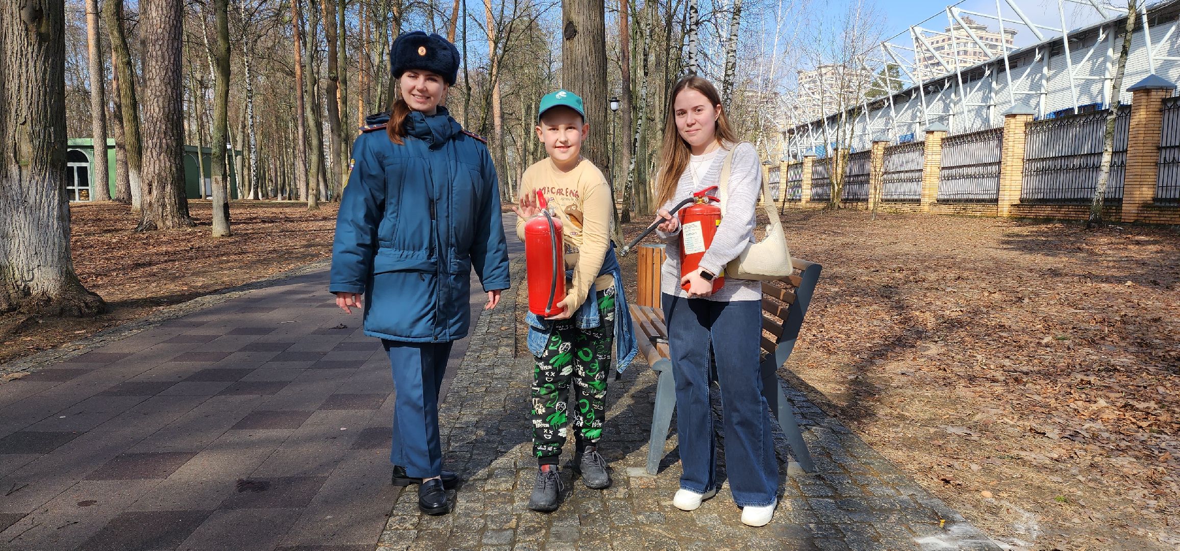раменское, общество, пожарная безопасность, акция в городском парке, правила пользования огнетушителем,