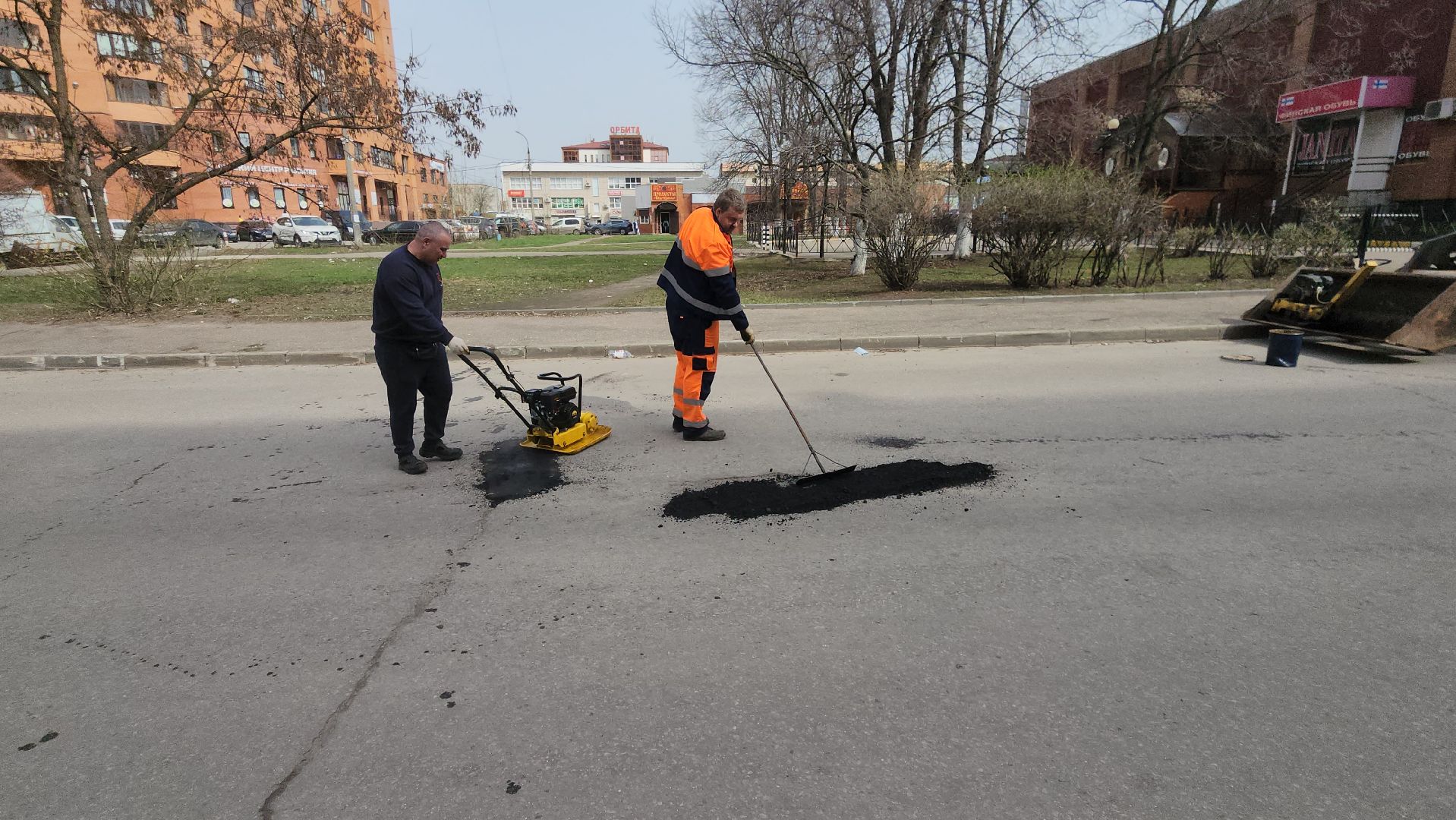 асфальт, ямочный ремонт, ямы, асфальтовое покрытие, борис аубакиров, Гагарина, Лацкова, Анохина, Гудкова,