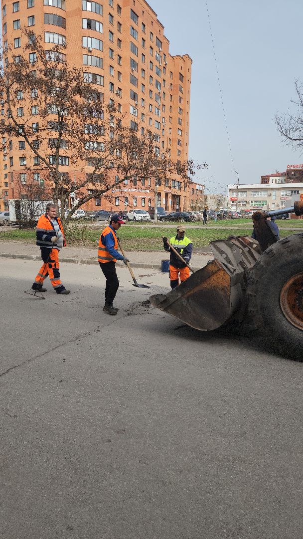 асфальт, ямочный ремонт, ямы, асфальтовое покрытие, борис аубакиров, Гагарина, Лацкова, Анохина, Гудкова,