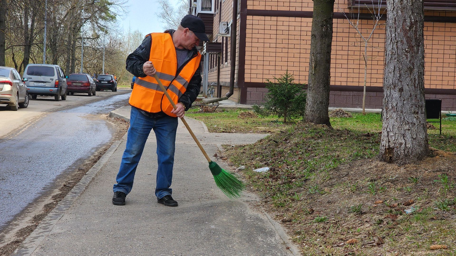 протвино, комбинат благоустройства, уборка, месячник по благоустройству, уборка города,