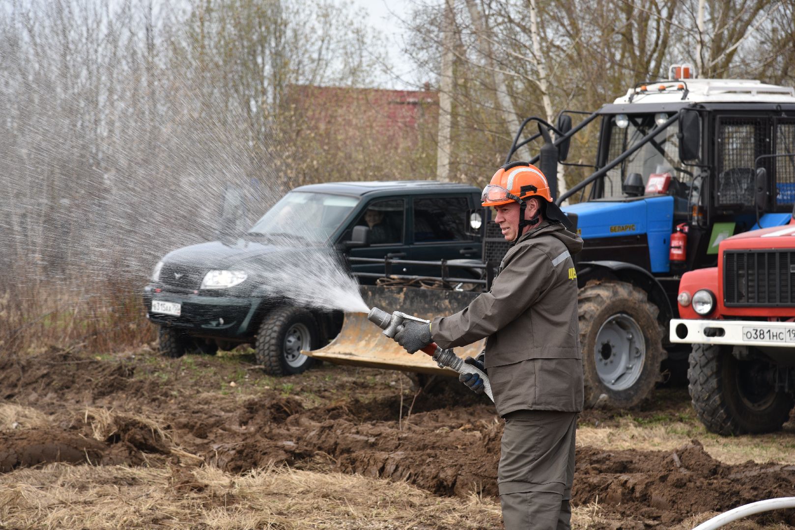 лотошино, центрлесхоз, мособлпожспас, пожарные, тренировка, учения, тушение пожаров,