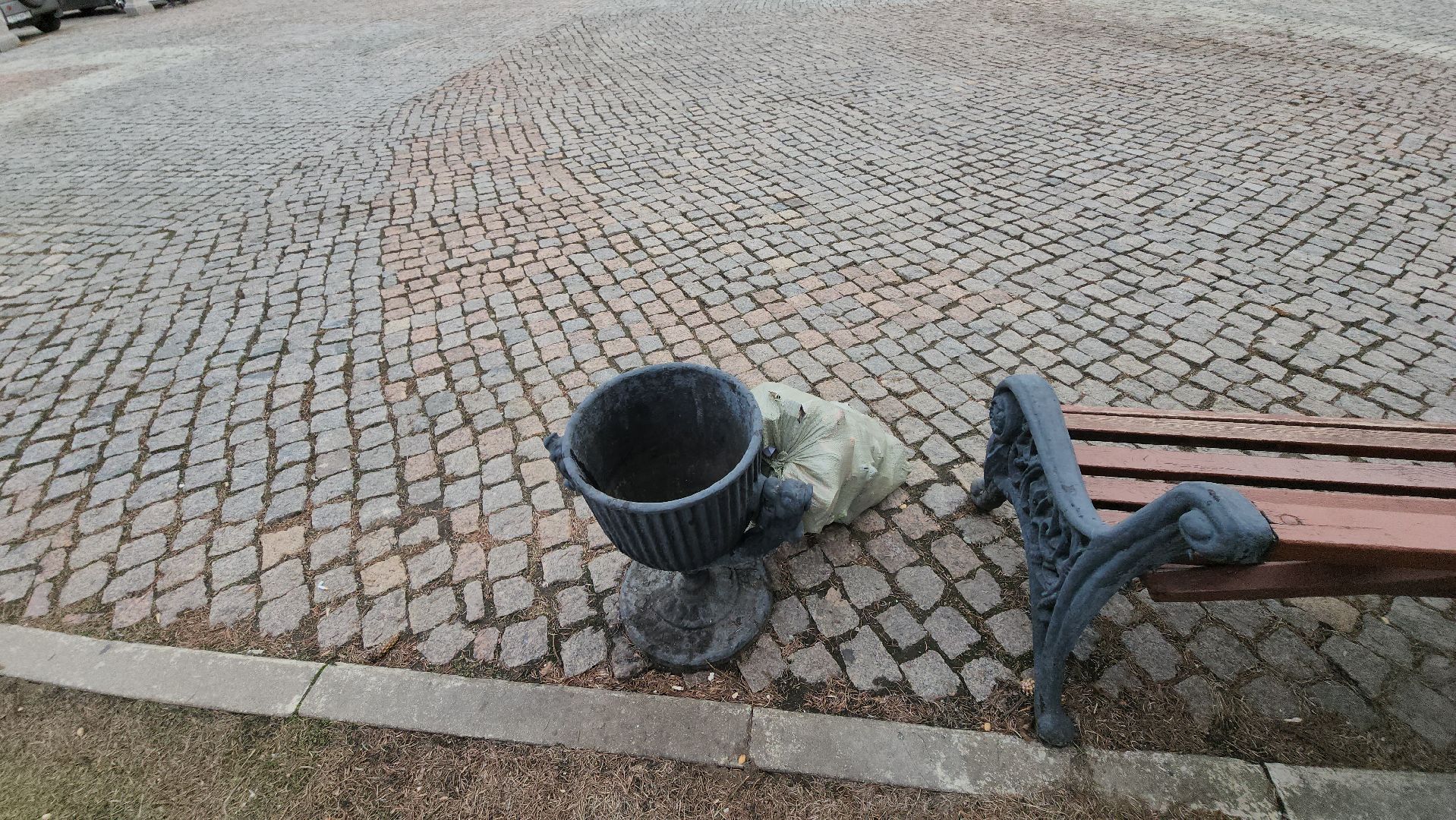 долгопрудный, площадь собина, коммунальщики, уборка, месяц чистоты и благоустройства, субботник,