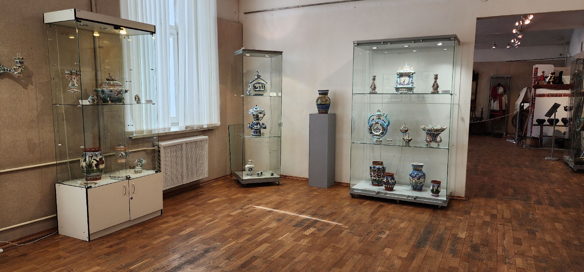 раменское, культура, выставка гжельского искусства в раменском музее,