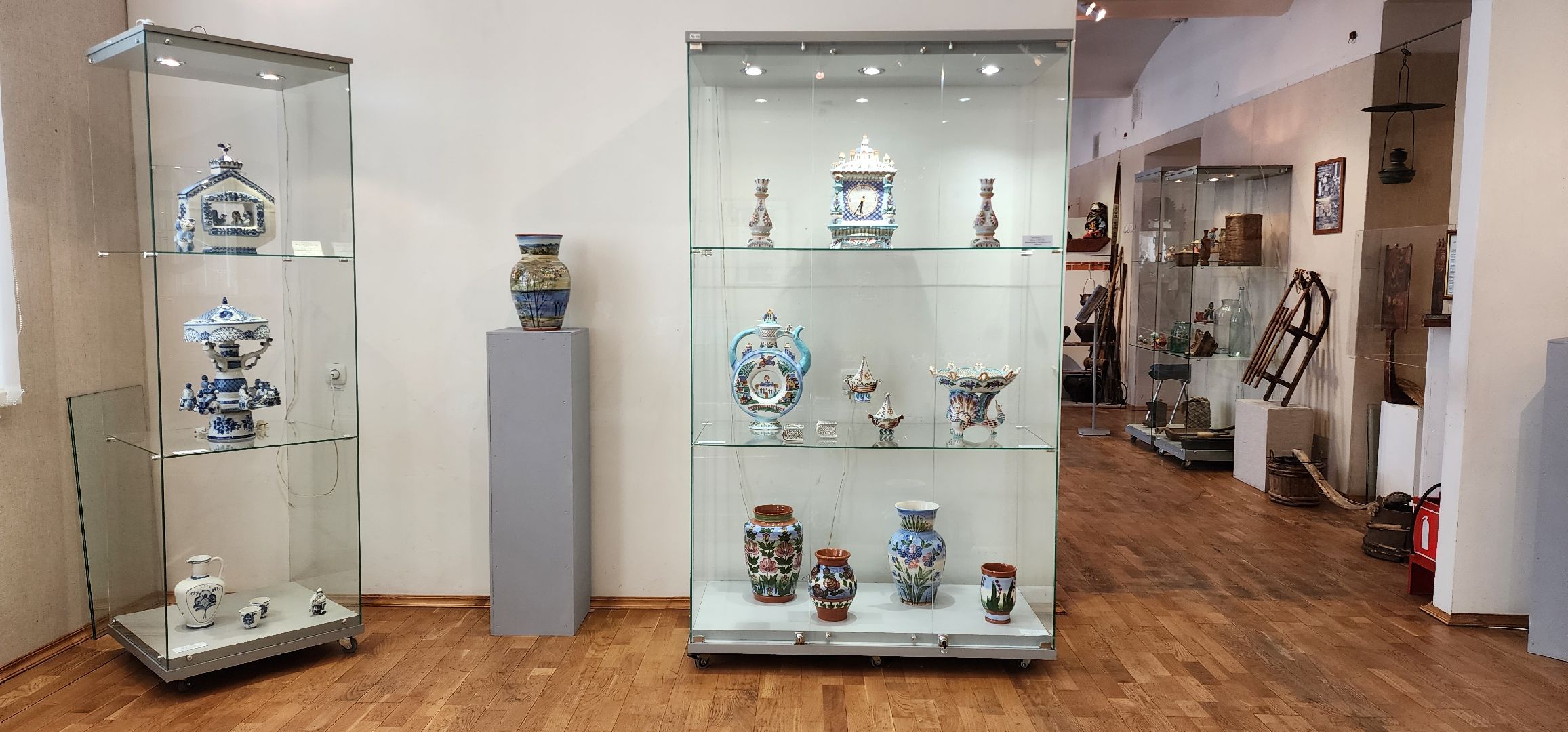 раменское, культура, выставка гжельского искусства в раменском музее,