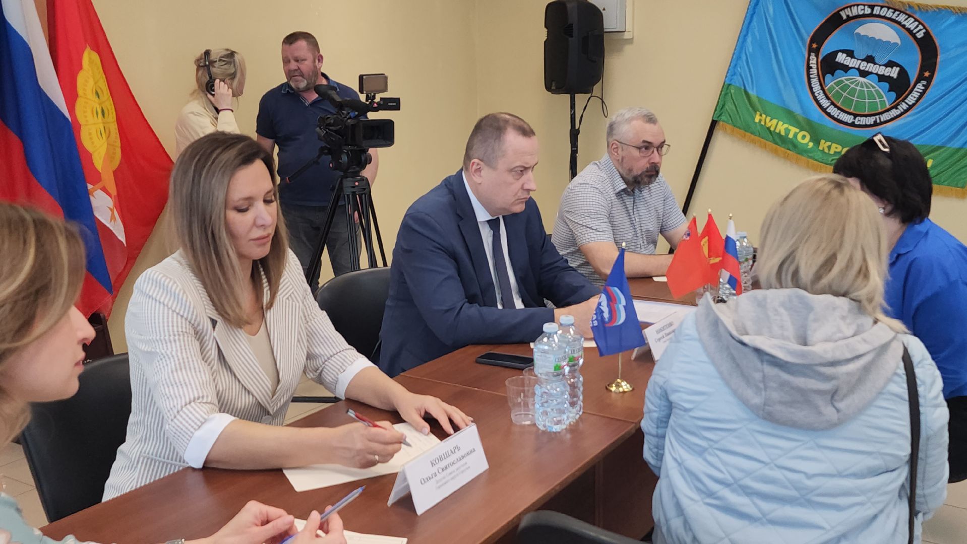 серпухов, улица горького, центр патриот, выездная администрация, жители, дороги,