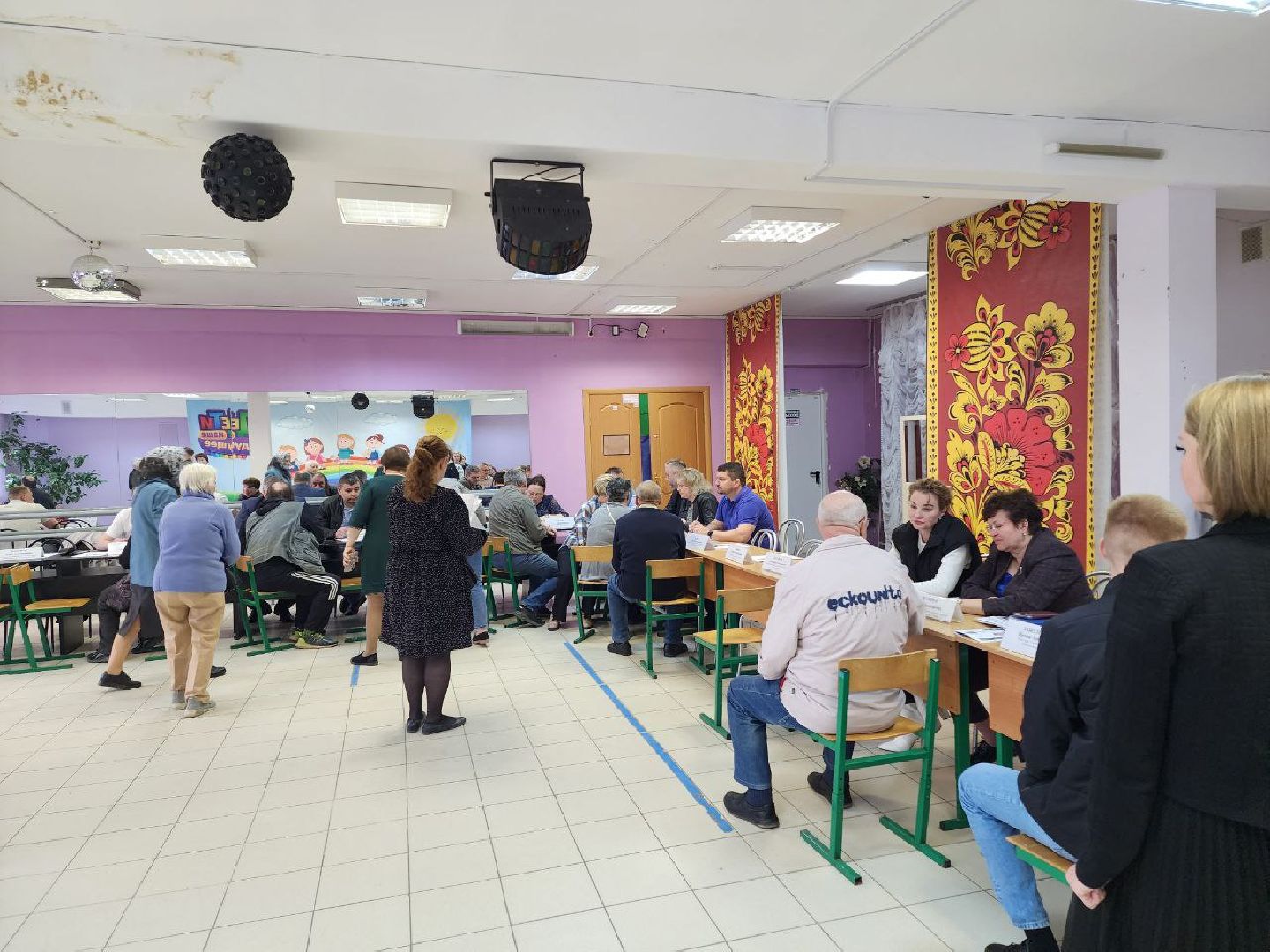 чехов, выездная администрация, жители, обращение жителей, ремонт дороги, деревня,