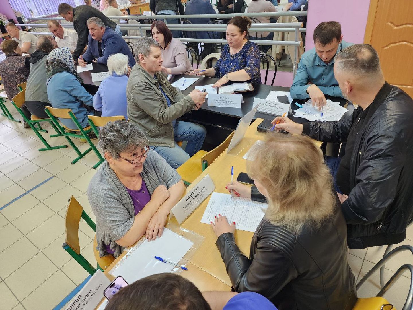 чехов, выездная администрация, жители, обращение жителей, ремонт дороги, деревня,