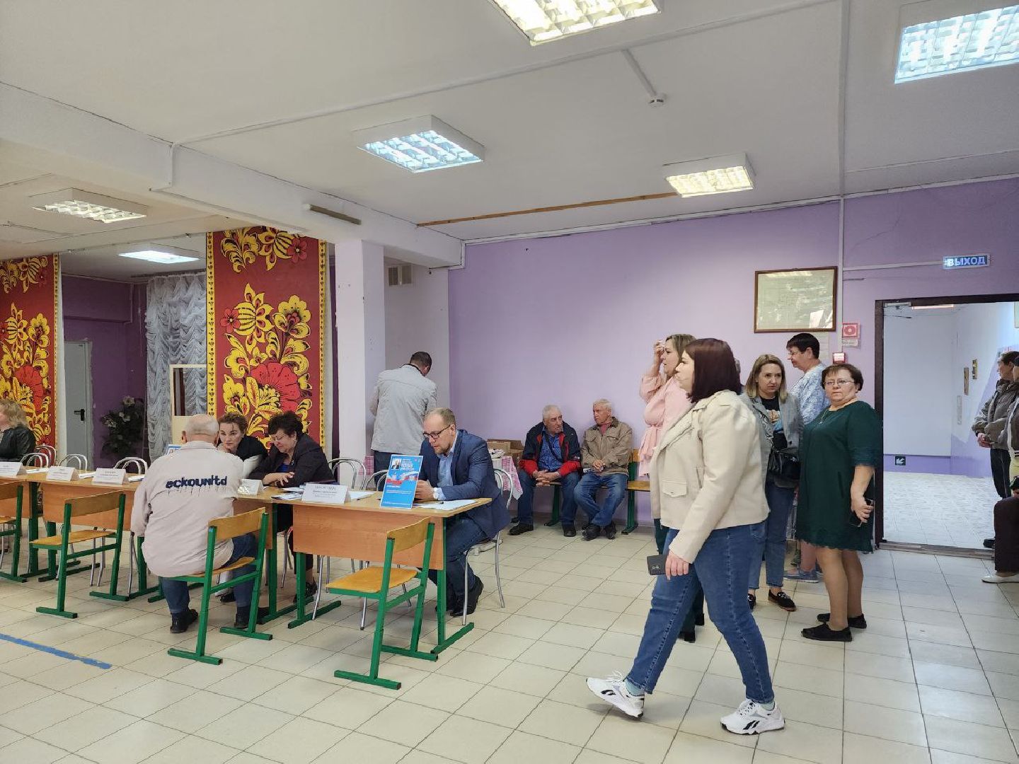 чехов, выездная администрация, жители, обращение жителей, ремонт дороги, деревня,