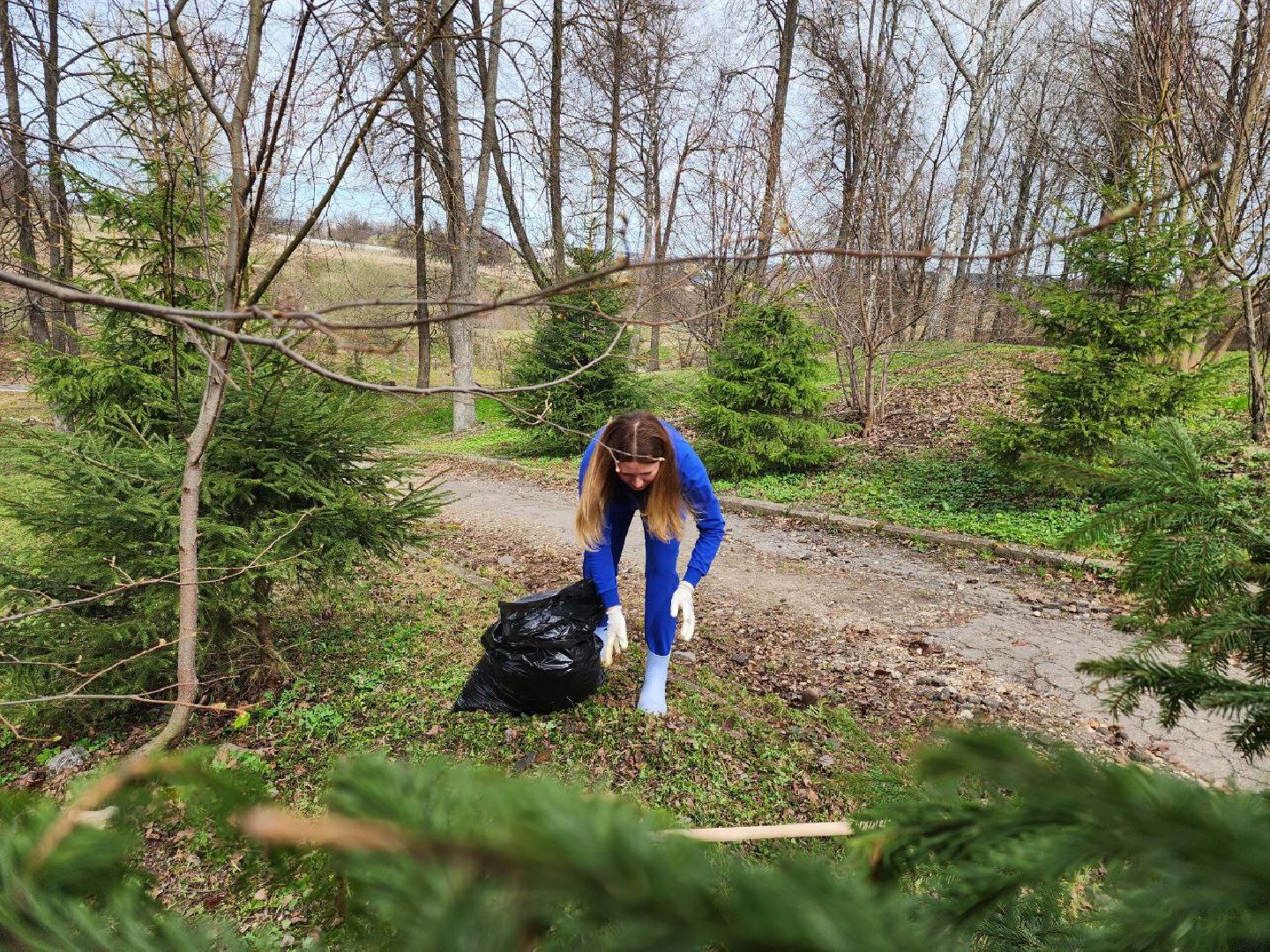 можайск, можайский городской округ, подмосковье, субботники, волонтеры, благоустройство, месяц чистоты и благоустройства, добровольцы, Никольский собор,