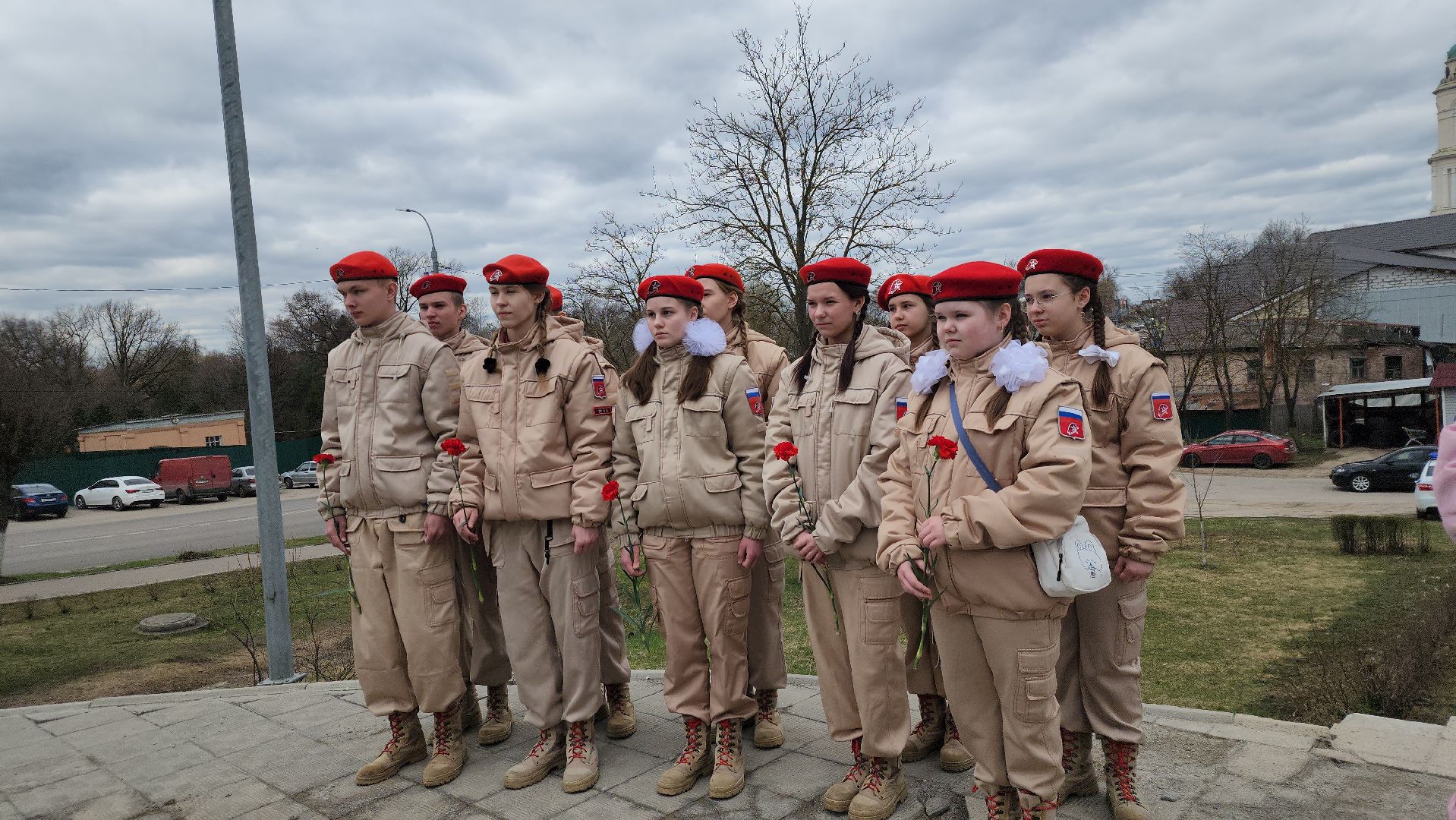 павловский посад, павлово-посадский городской округ, космонавт, праздник, люди, цветы,