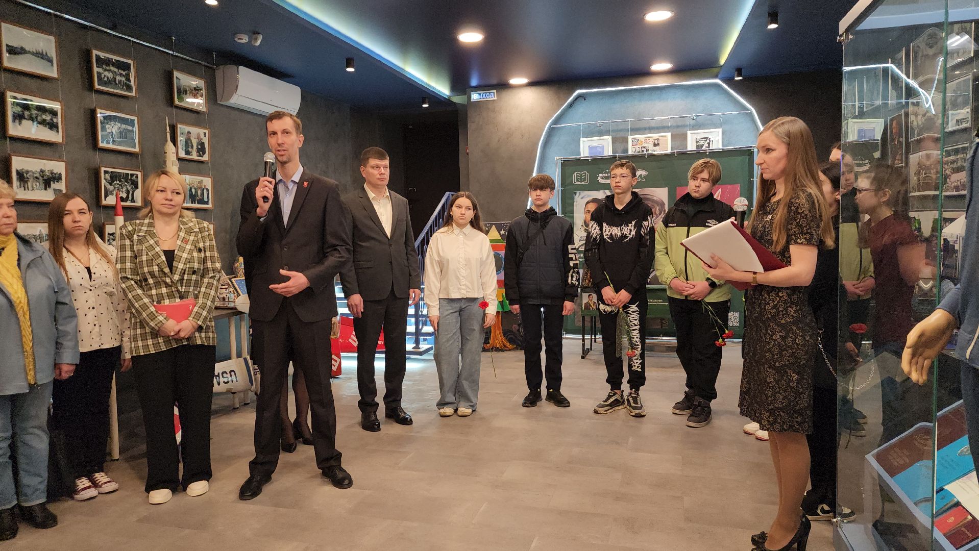 Павловский Посад, Городской округ Павловский Посад, Люди, Дети, парта героя, день космонавтики,