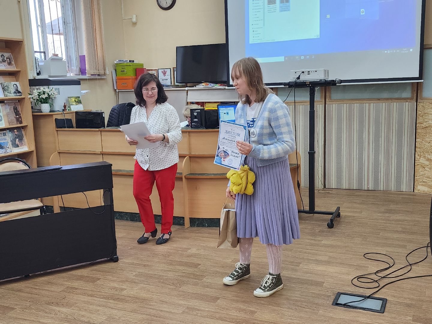 конкурс рисунков, день космонавтики,