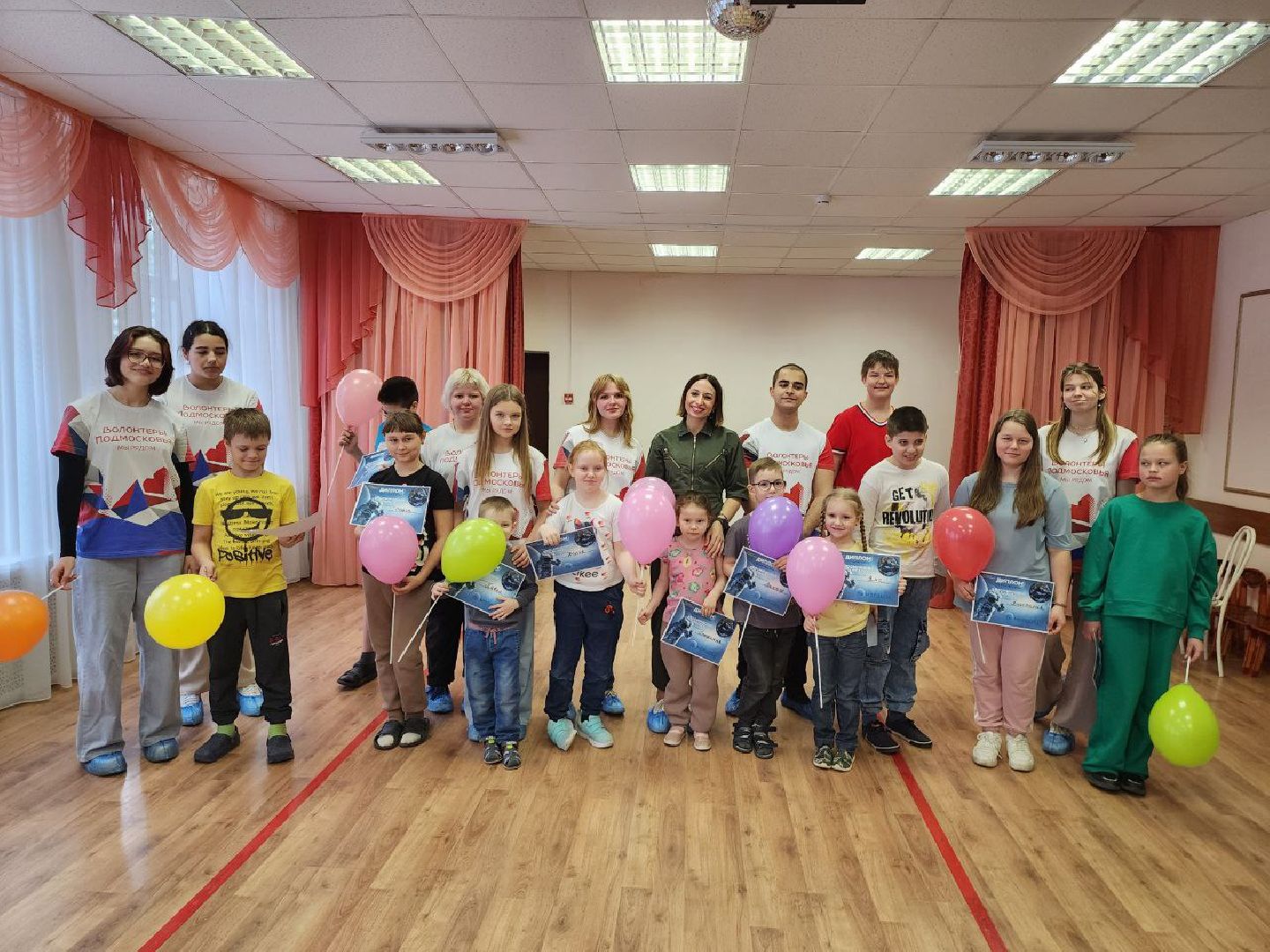 можайск, можайский городской округ, подмосковье, день космонавтики, дети, реабилитационный центр, воспитанники центра, волонтеры, квест, мастер-класс,