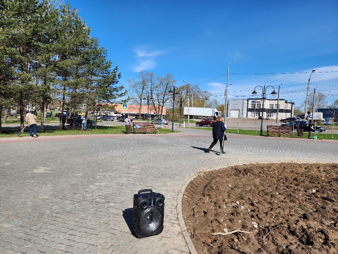 серпухов, подмосковье, субботник, супруга участника СВО,
