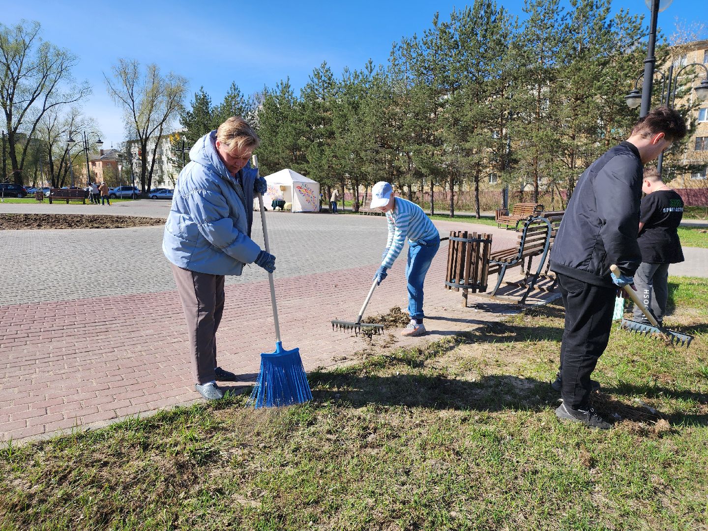 серпухов, подмосковье, субботник, супруга участника СВО,