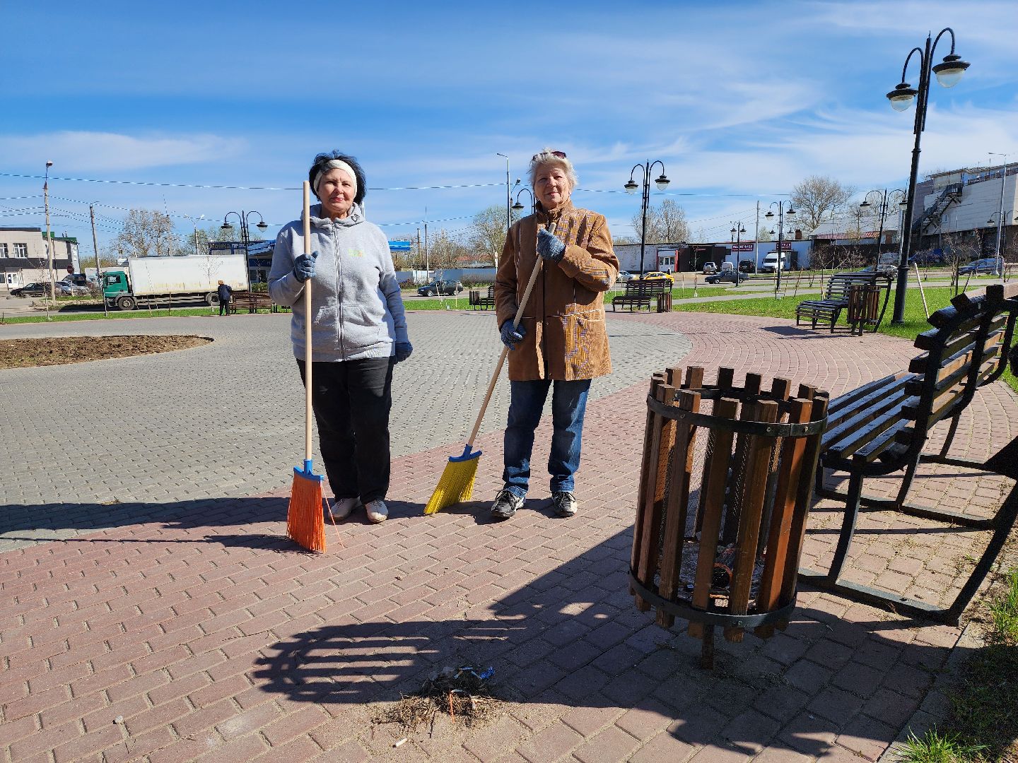 серпухов, подмосковье, субботник, супруга участника СВО,