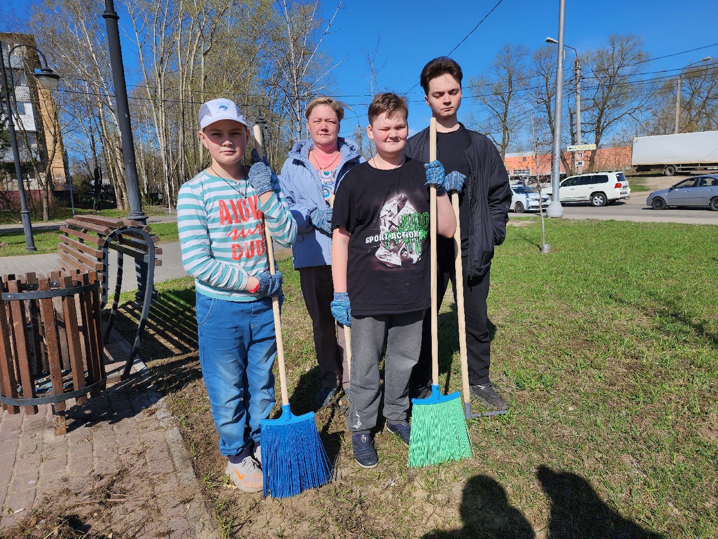серпухов, подмосковье, субботник, супруга участника СВО,