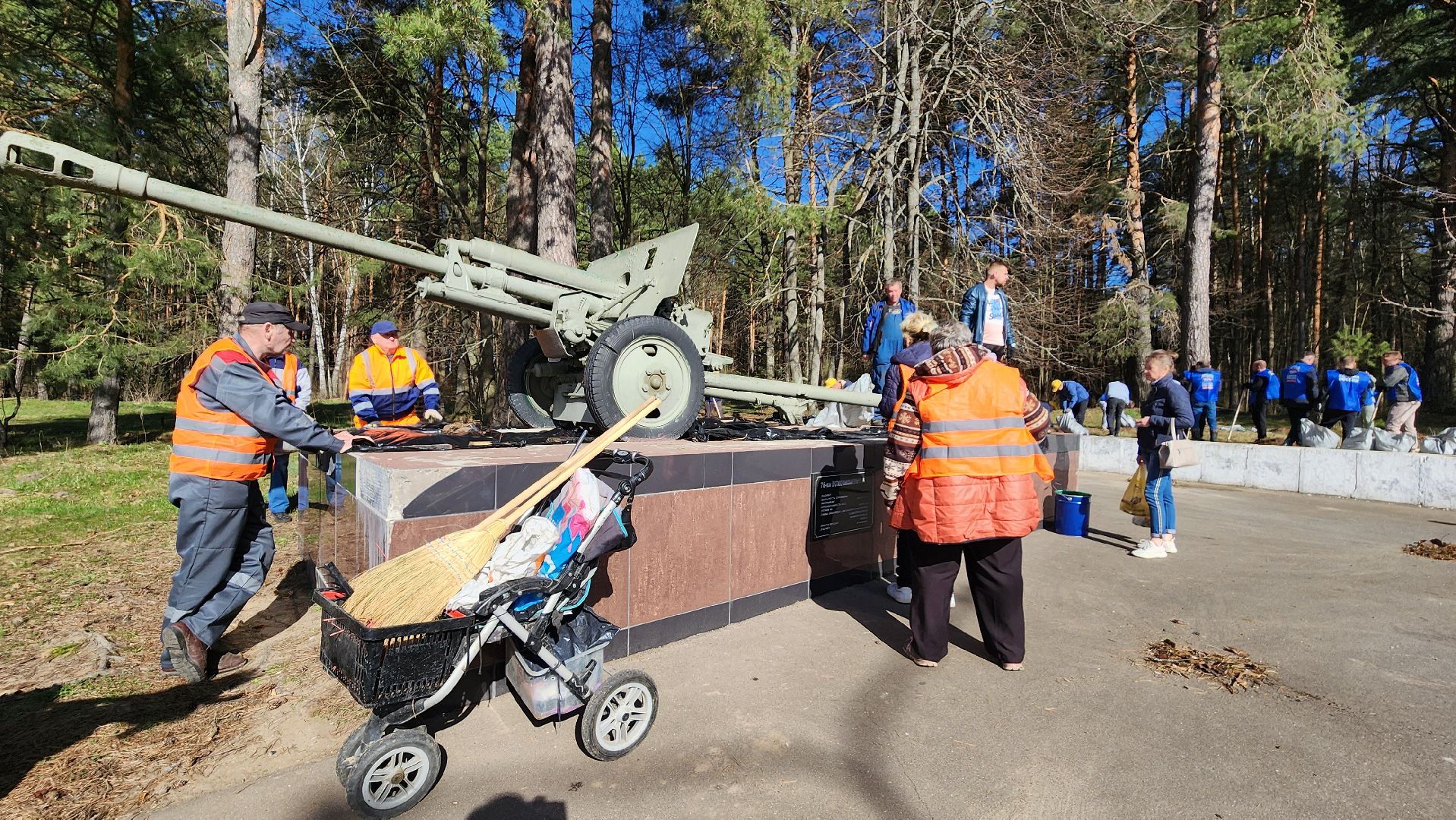 месячник благоустройства, субботник, протвино, мемориал Рубеж обороны, благоустройство,