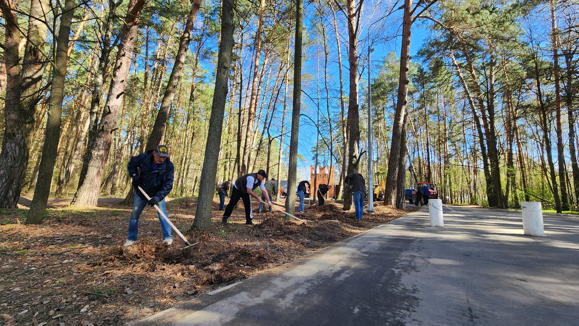 месячник благоустройства, субботник, протвино, мемориал Рубеж обороны, благоустройство,