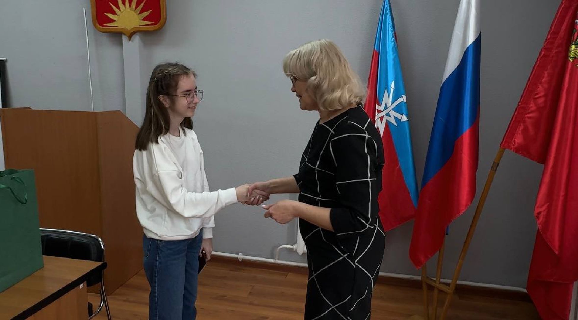 вручение паспортов, глава городского округа, паспорт гражданина рф,