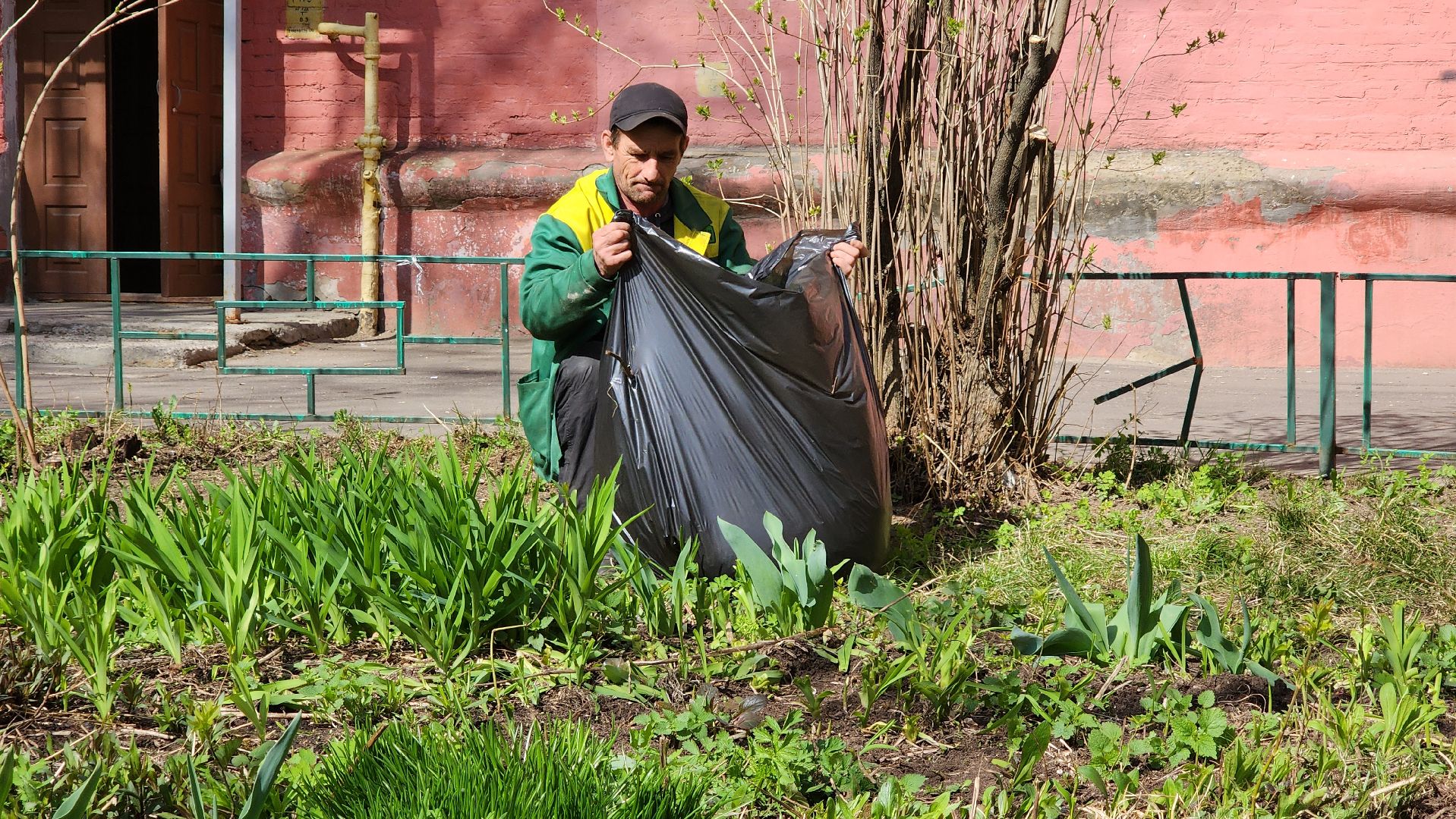 субботник, месяц чистоты и благоустройства,