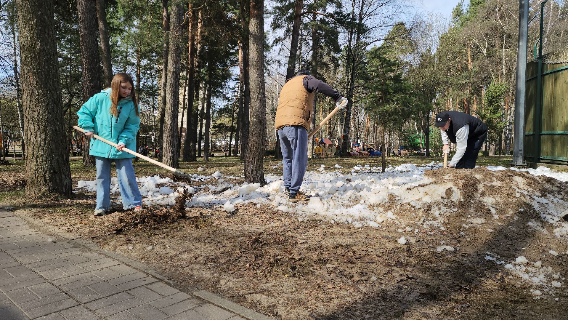 красногорск, детский городок сказочный, парки красногорска, эко-день, субботник,