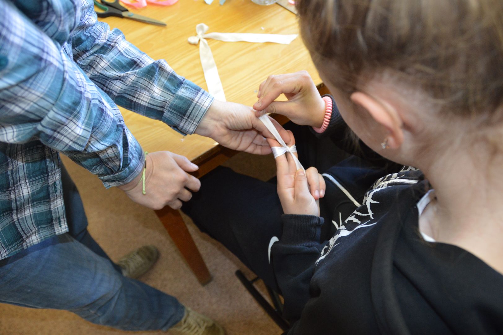 шатура, керва, дом культуры, триколор, бантики, своими руками, рукоделие, мастер-класс,