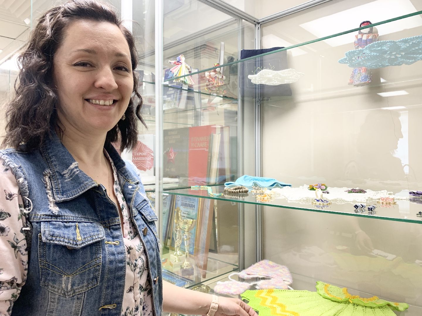 Балашиха, Подмосковье, студия декоративно-прикладного творчества Прялица», Выставка Из поколения в поколение»,фольклорный ансамбль в коромысле, Хор ветеранов Родные напевы,конкурс донбасс. песни с передовой»,