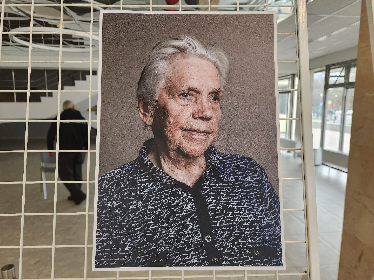 серебряные волонтеры, интернат, пожилые люди, экспозиция, фотовыставка, помощь людям,