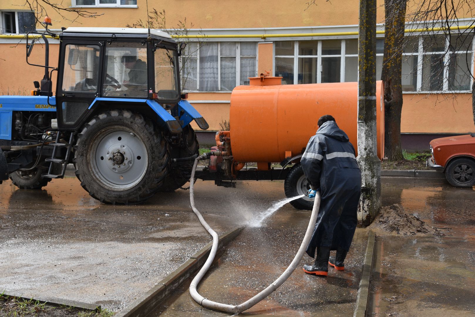 лотошино, благоуйстройство, уборка дворов после зимы, уборка детских площадок,