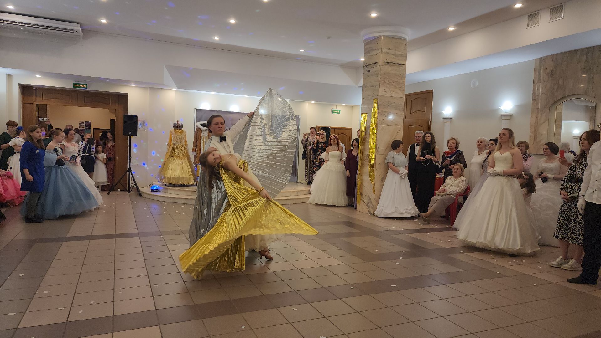 бал, лобня, студенты,