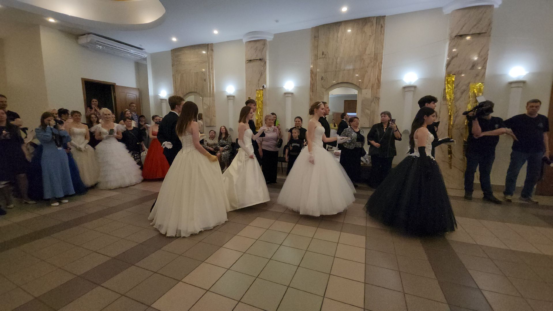 бал, лобня, студенты,