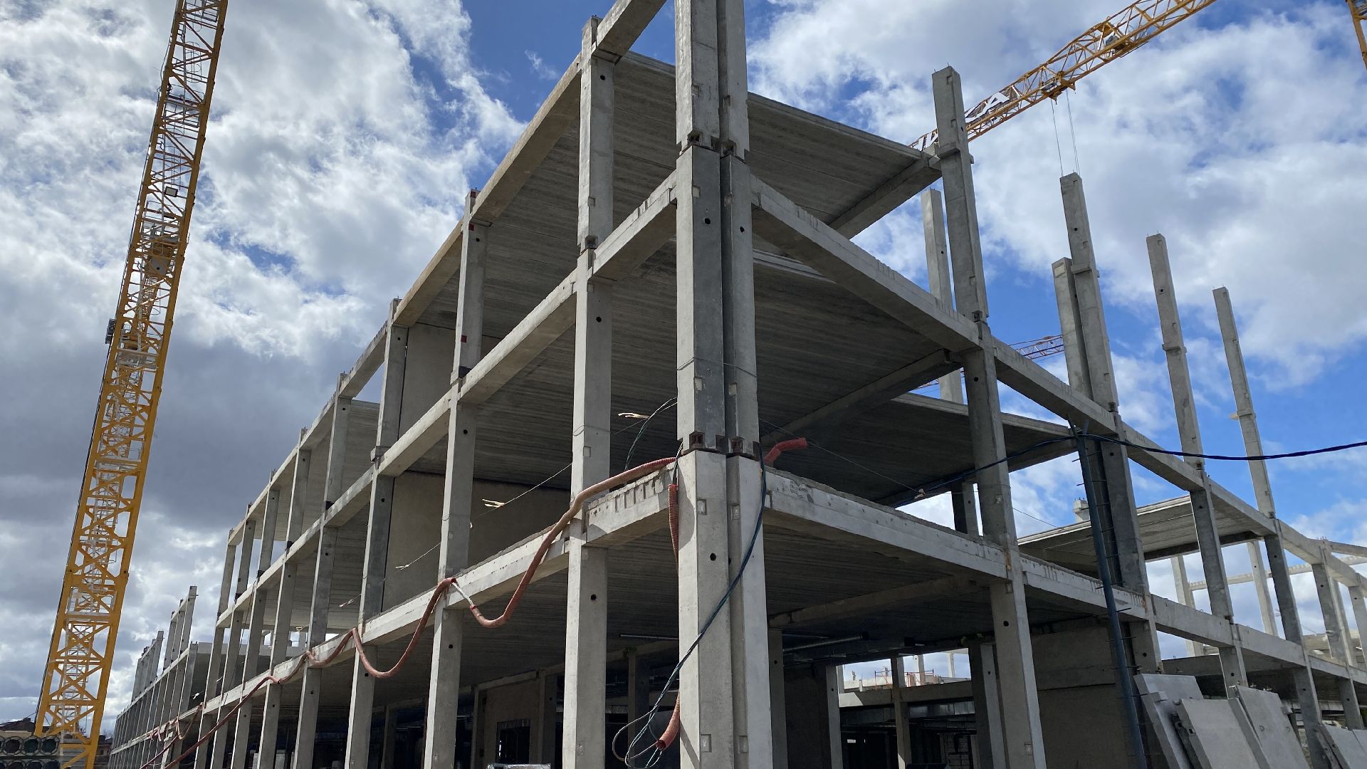 строителтство, строительство школы, школа будущего, Первый квартал, брусника,