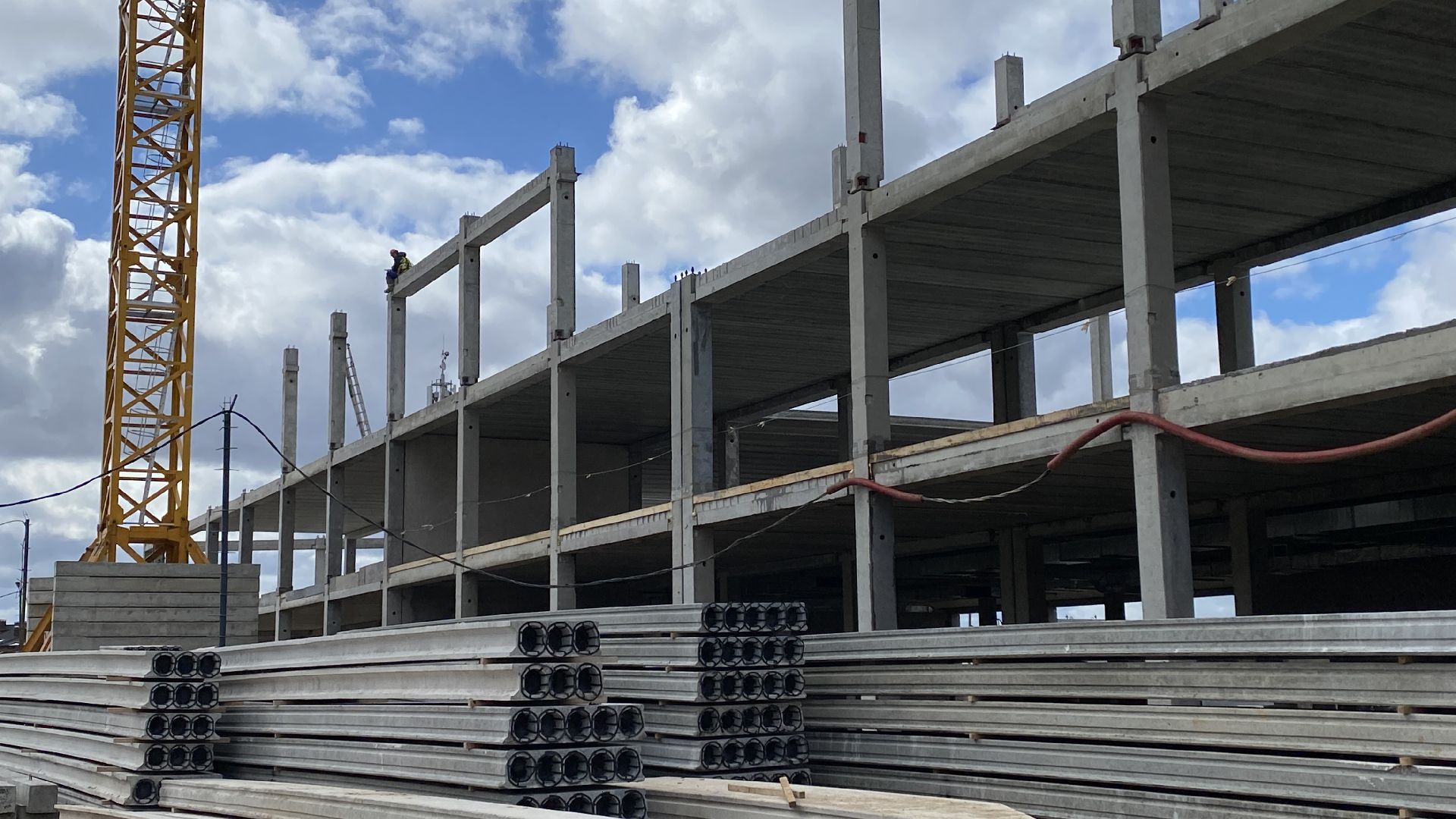 строителтство, строительство школы, школа будущего, Первый квартал, брусника,