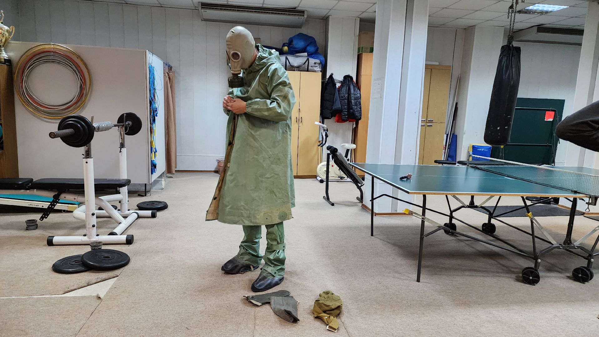 ЦВПВ, Подмосковье, Домодедово, Военная подготовка, РГГУ, Университет, Патриотизм, Патриотика, Обучение, Лекция, студенты, Молодежная политика, Автомат Калашникова, Макет автомата, Учебная граната, ОЗК, Защитный костюм,