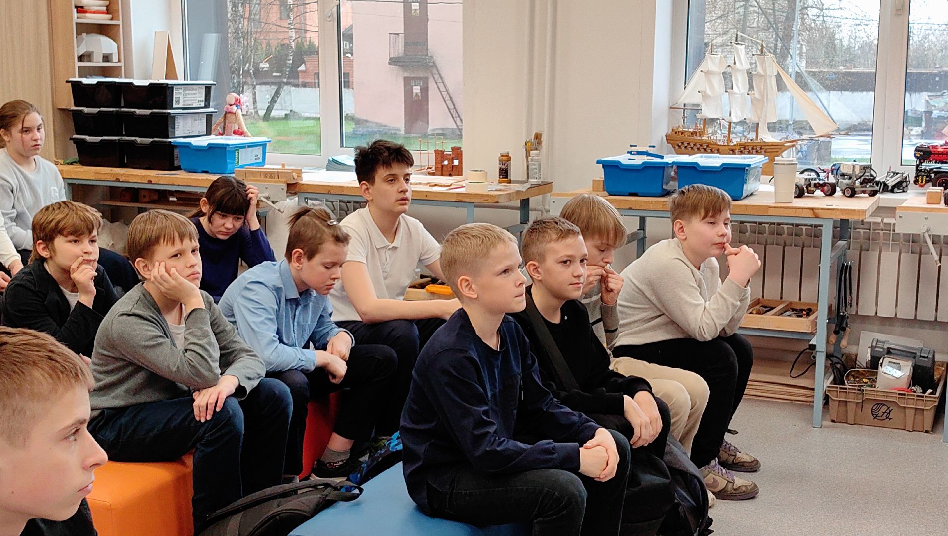 Спасатель, служба 112, безопасность, открытый урок, Центр Гражданской защиты,