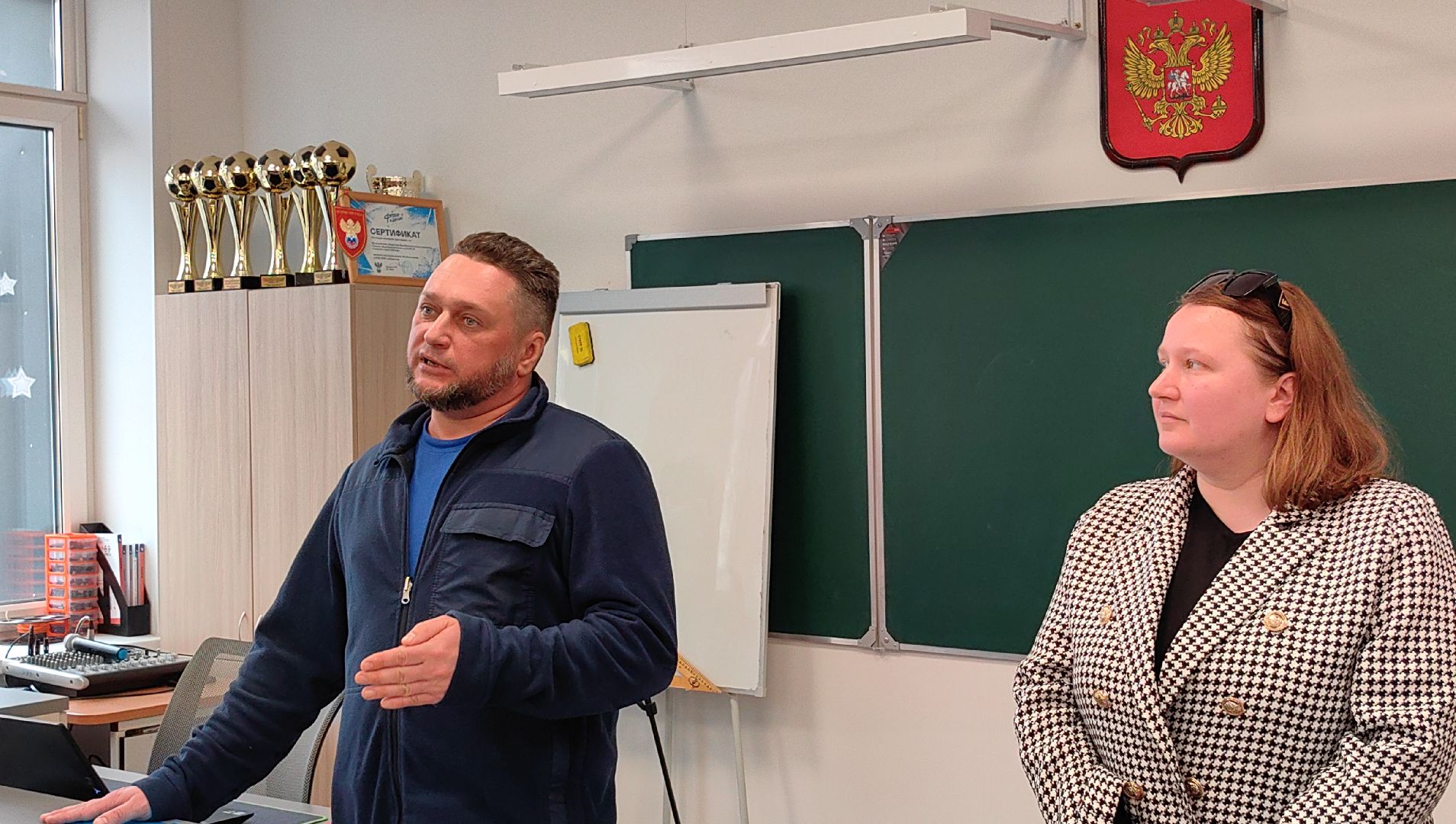 Спасатель, служба 112, безопасность, открытый урок, Центр Гражданской защиты,