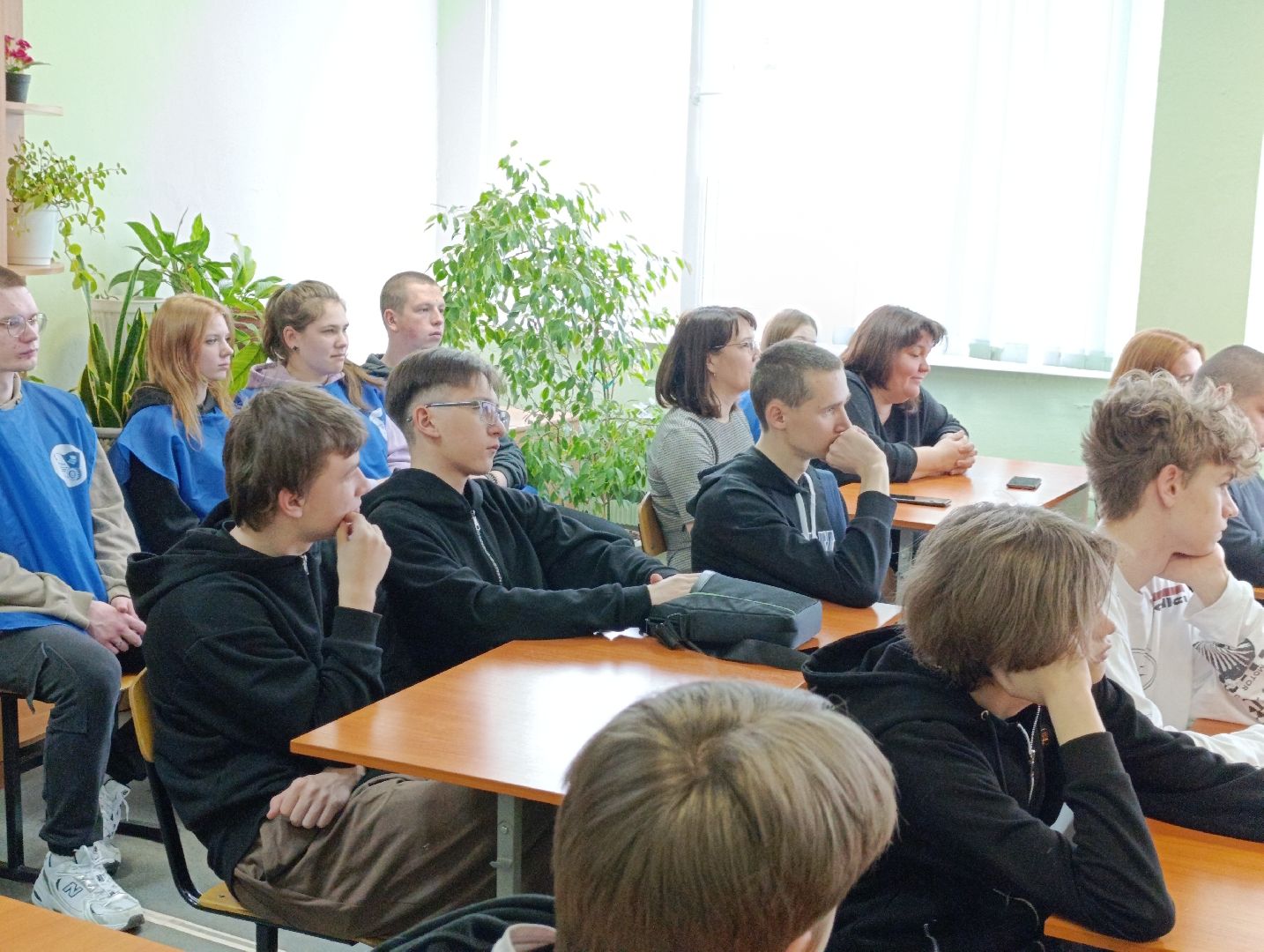 Бронницы, Жуковский, Боец СВО, Встреча бойца со студентами, Окопные свечи, Автомобильно-дорожный колледж,