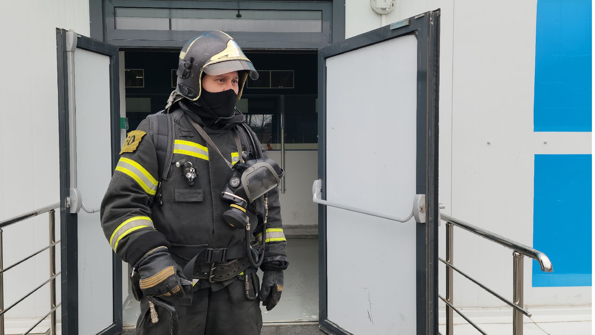 мчс, учения, спасатели, пожарные, 112, красногорск, ледовая арена,