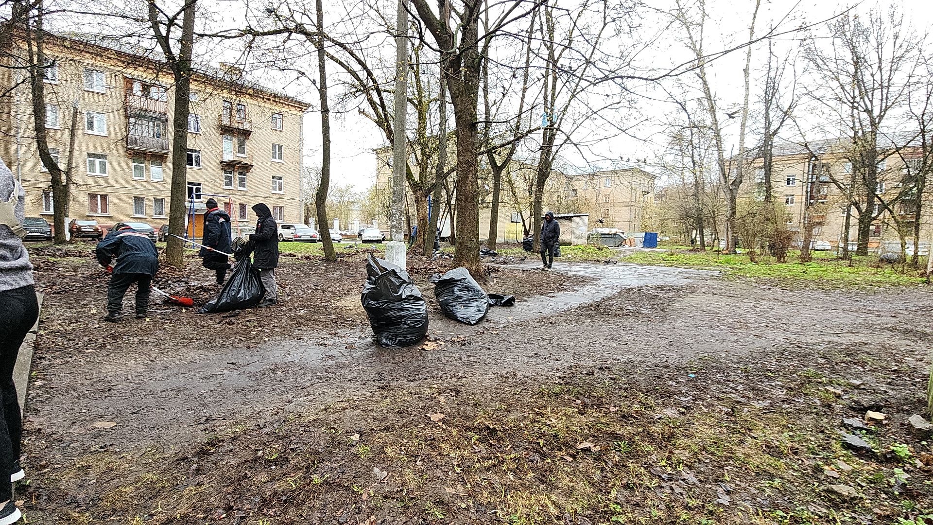электросталь, мой город, уборка, уборка города, уборка дворов после зимы, уборка общественных территорий, жкх, жкх подмосковья,