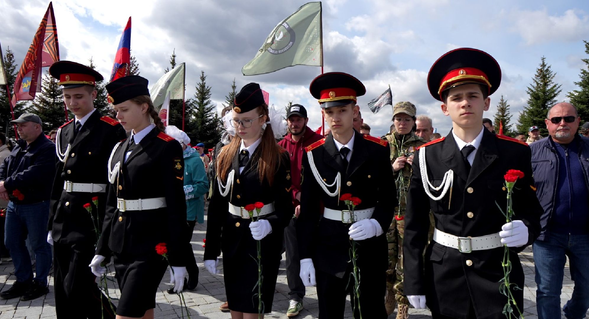 Вахта памяти, поисковики, Химки, Домодедово,