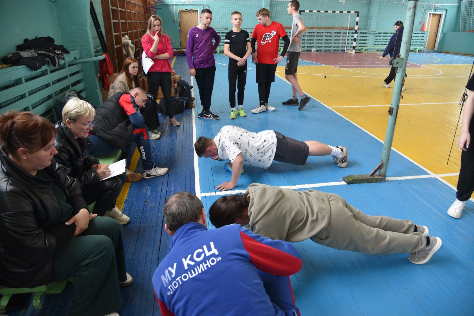 лотошино, лотошинская школа 1, зарница, военная игра,