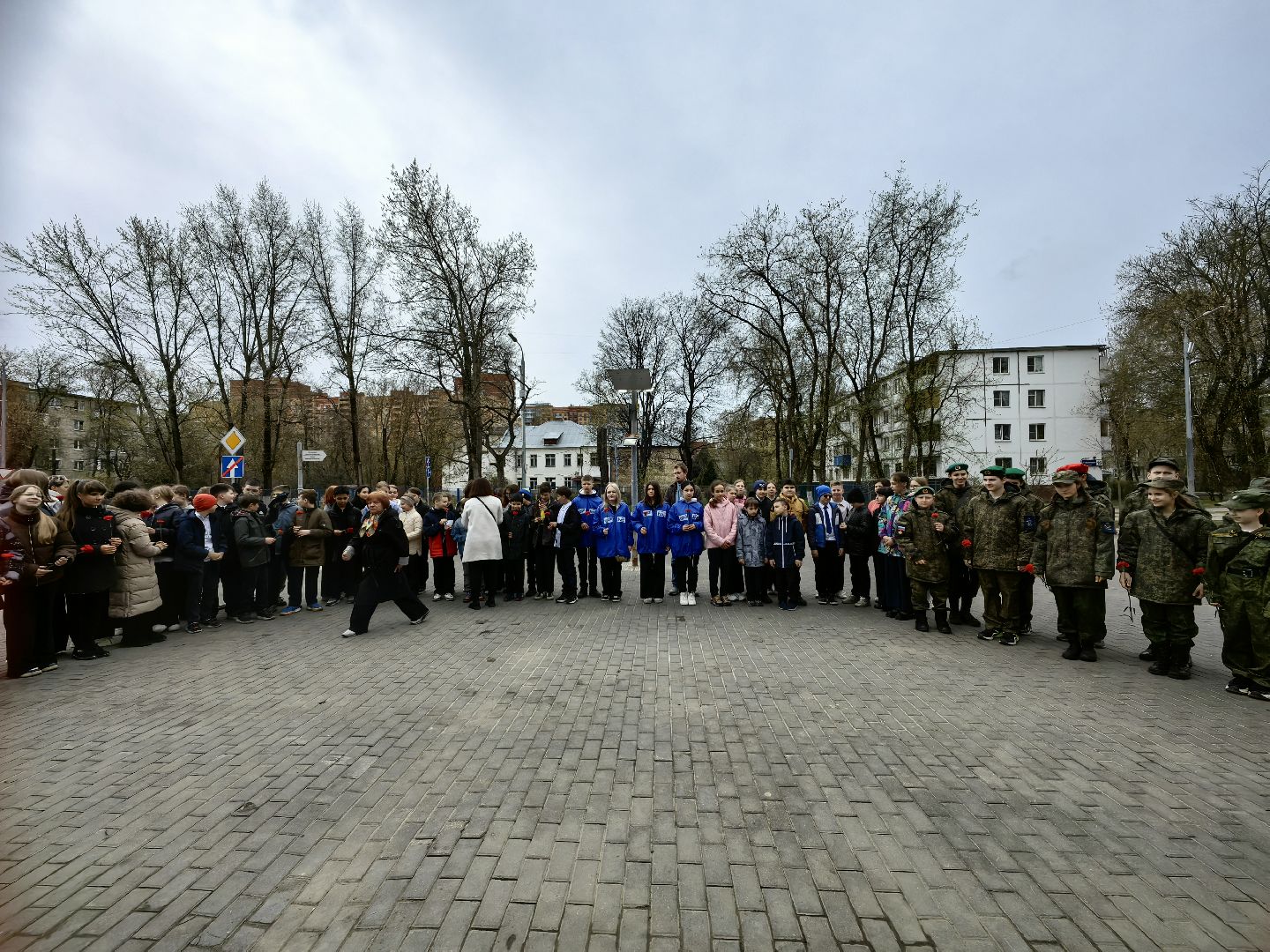 битва за москву, подвиг, возложение цветов, юнармия, монумент,